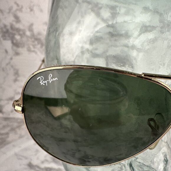 Ray Ban Vintage Aviator Large Gold Metal Sunglasses RB8026 Made in Italy - Picture 3 of 10